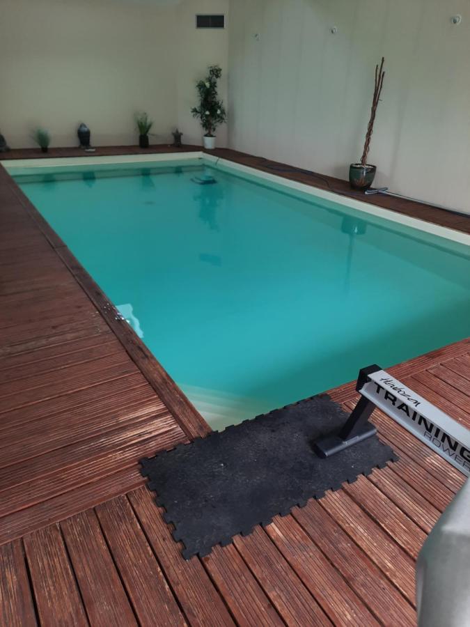 La Picardiere Perdreauville Luaran gambar